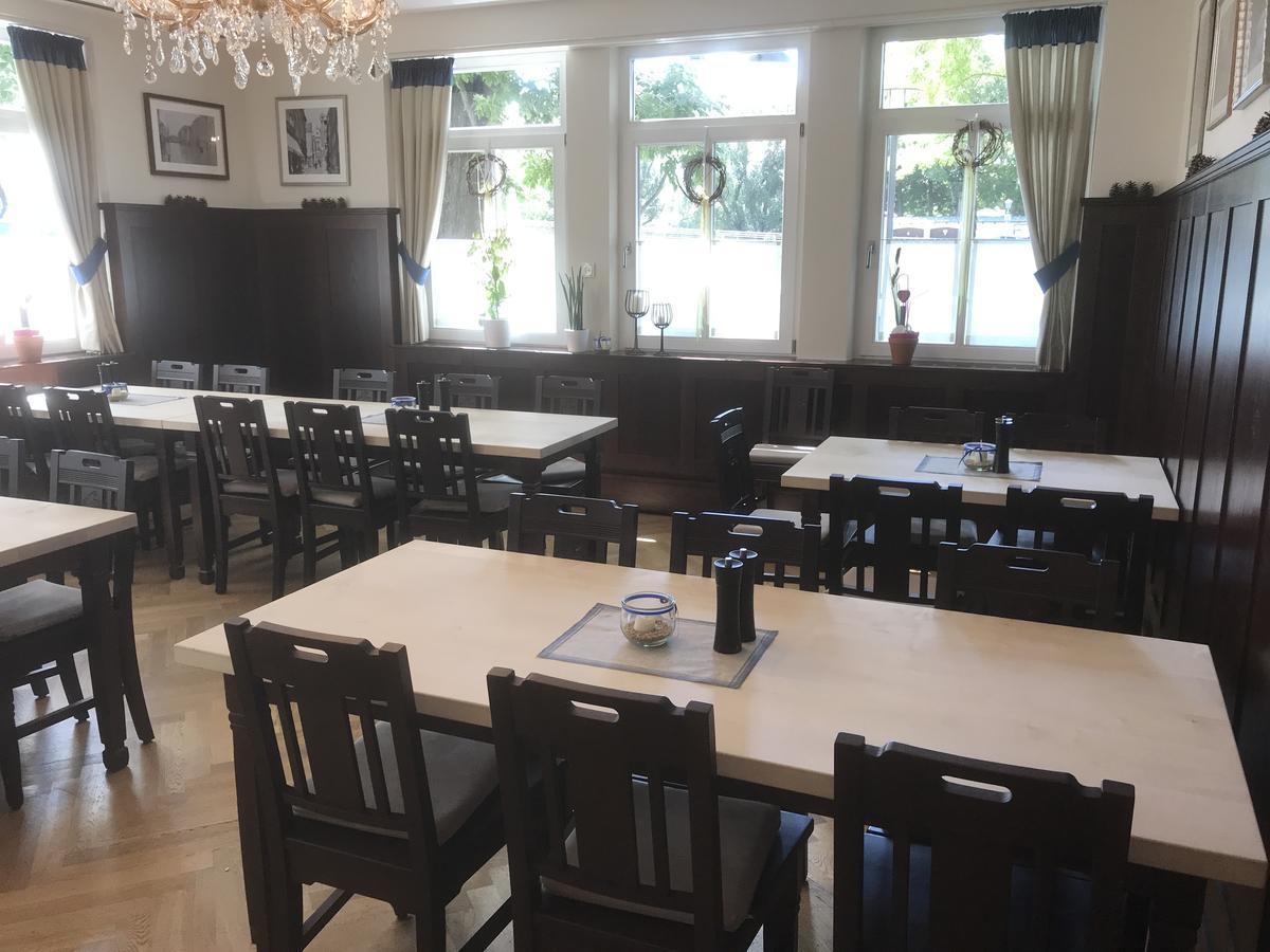 רגנסבורג Brauereigaststatte Spitalgarten מראה חיצוני תמונה